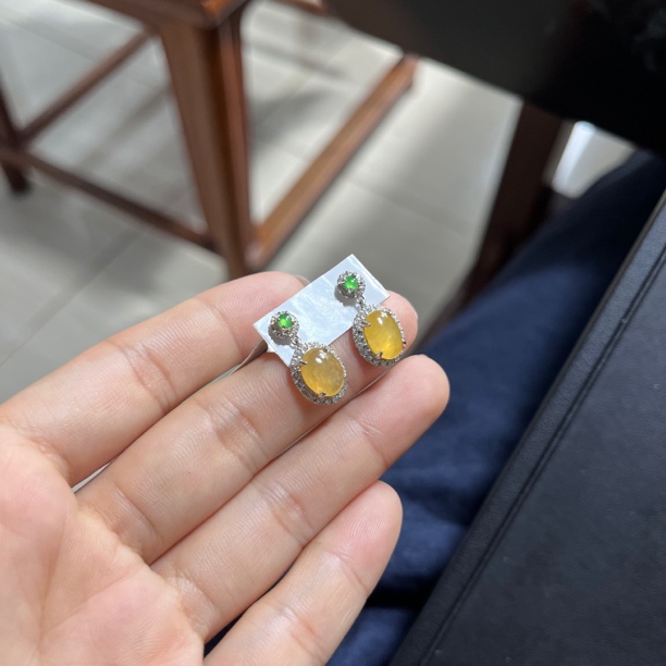 天然缅甸翡翠A货冰种黄翡蛋面镶嵌耳坠