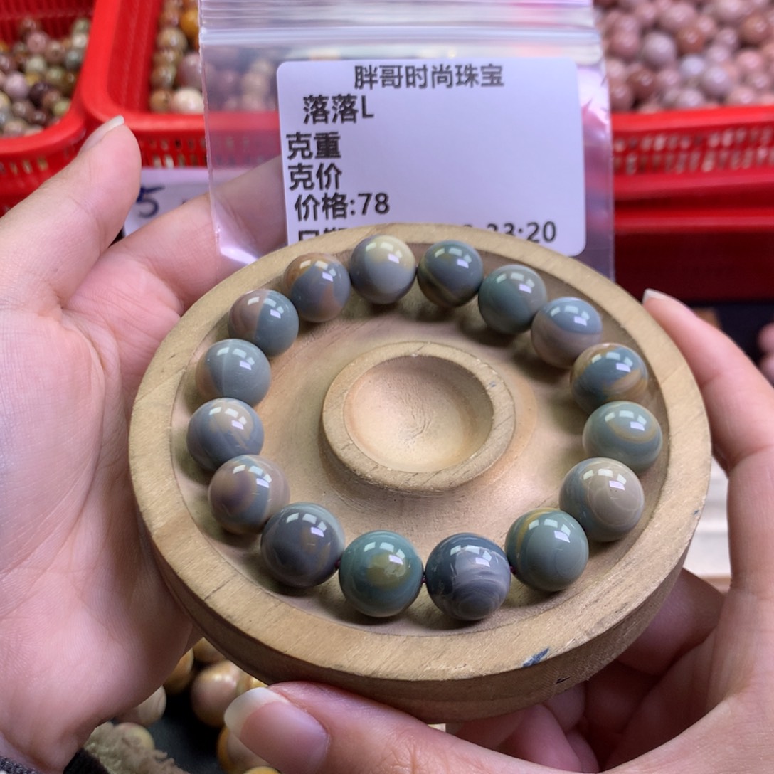 落***L石英质玉未镶嵌手串