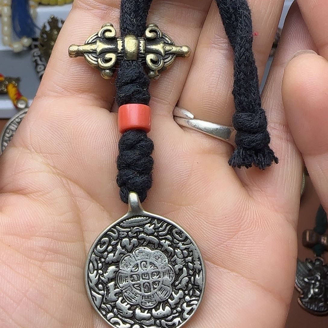 苏***苏手串/手链橄榄核11111