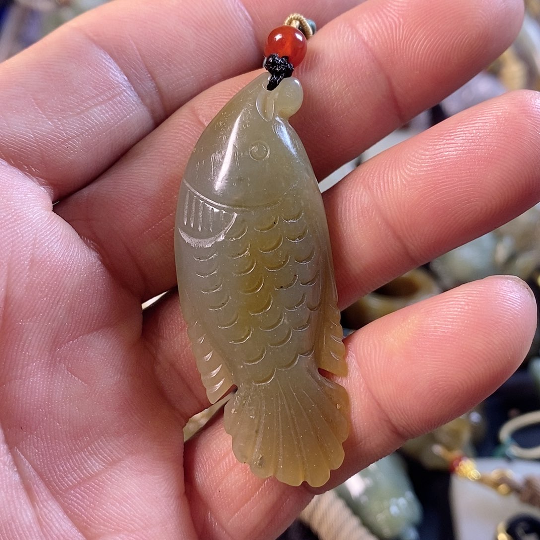 和田玉（糖玉）颈饰未镶嵌