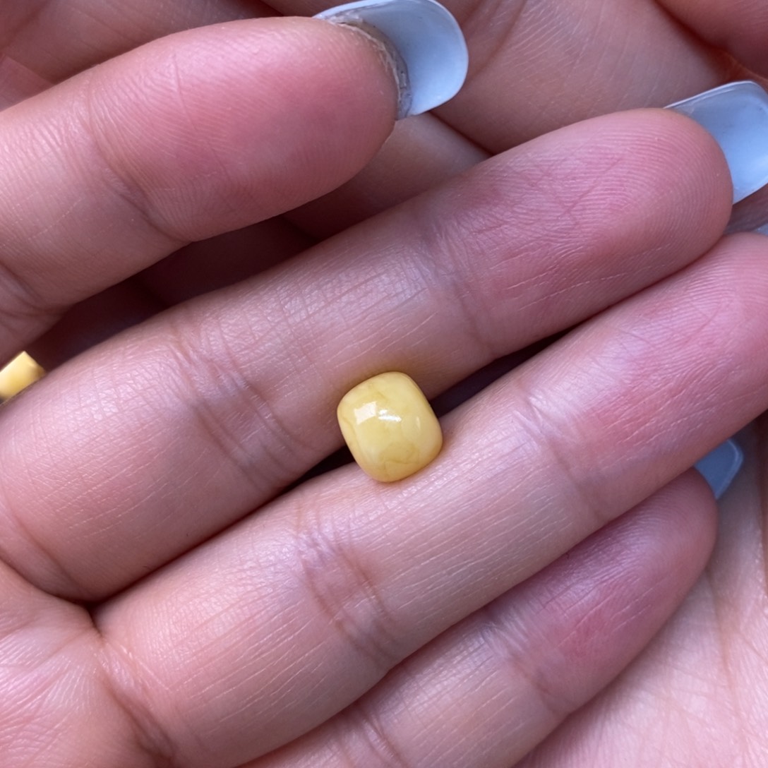 裸石琥珀未镶嵌笙*.蜜蜡