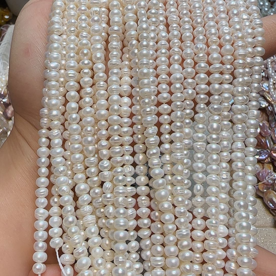 玛瑙/玉髓合金珠宝半成品4-5mm淡水珍珠一条