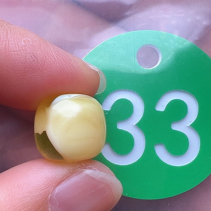蜜蜡裸石未镶嵌花粉12.5m m