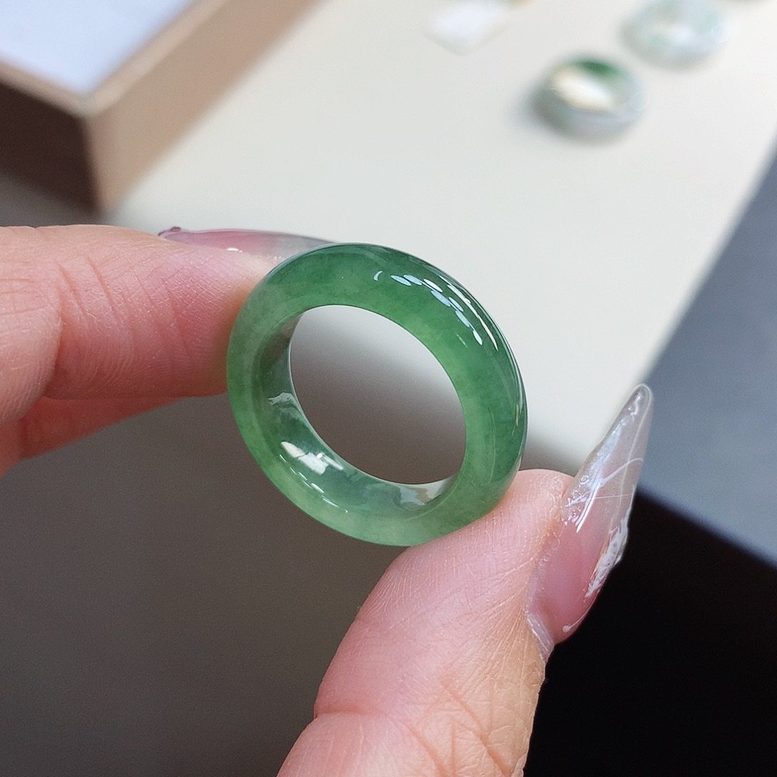 翡翠戒指未镶嵌三*19号
