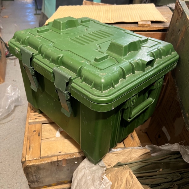 正品塑钢收纳箱工具箱40公分