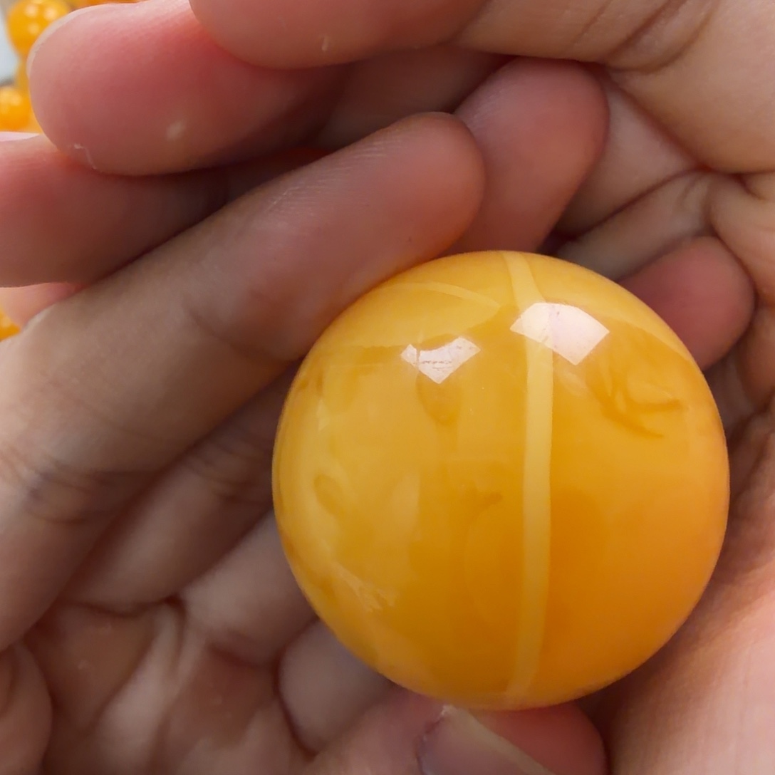 琥珀未镶嵌珠宝奇石37m