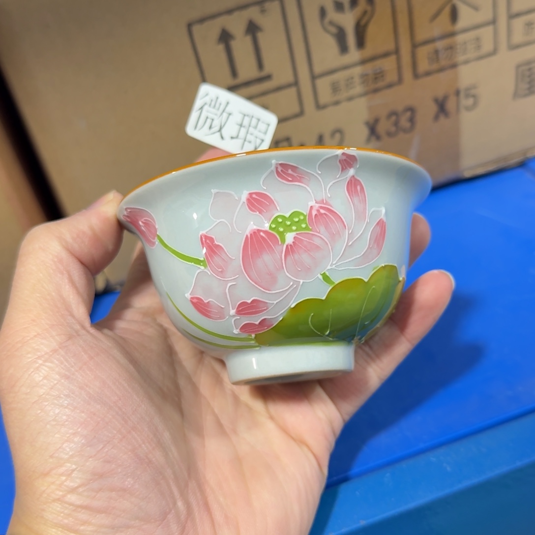 釉下手绘茶具微瑕