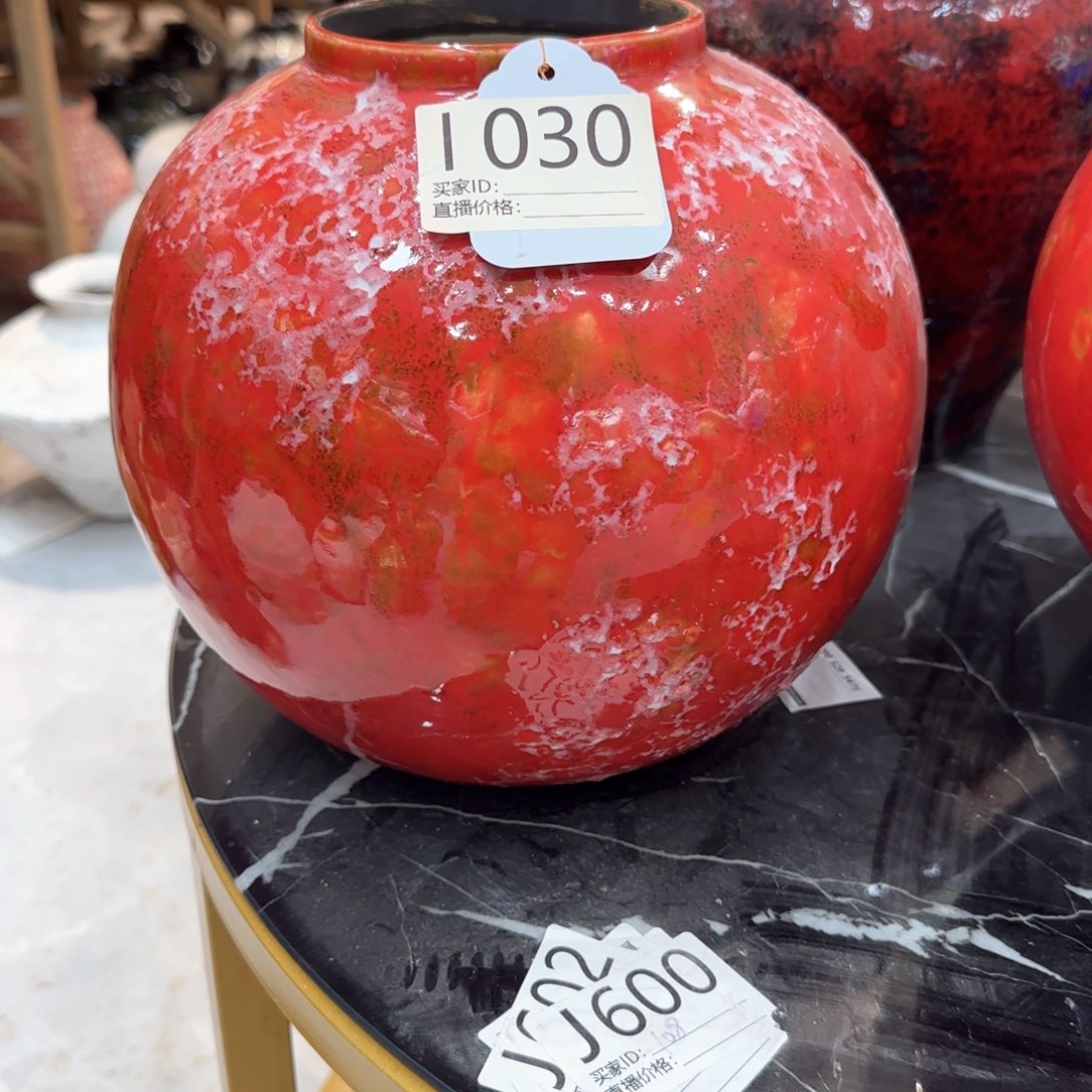 景德镇陶瓷艺术品。*。