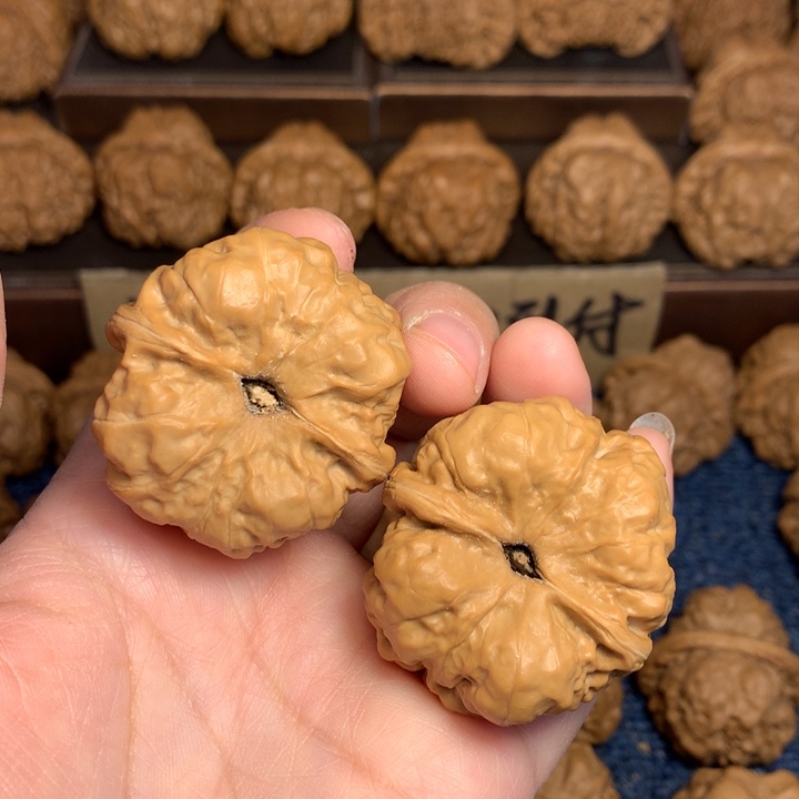 桃核吊坠默*蛤蟆核桃