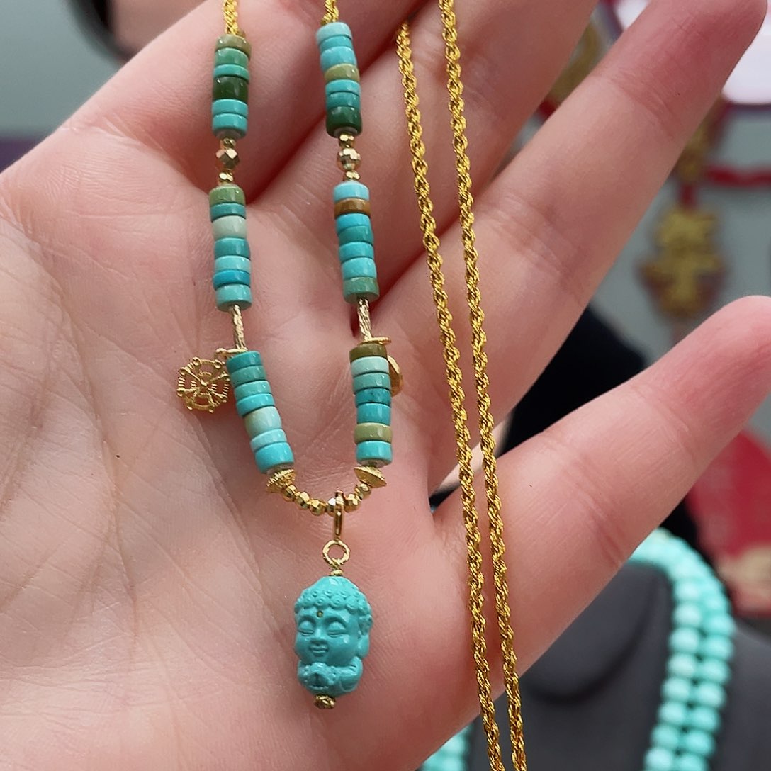 绿松石颈饰18K金镶嵌