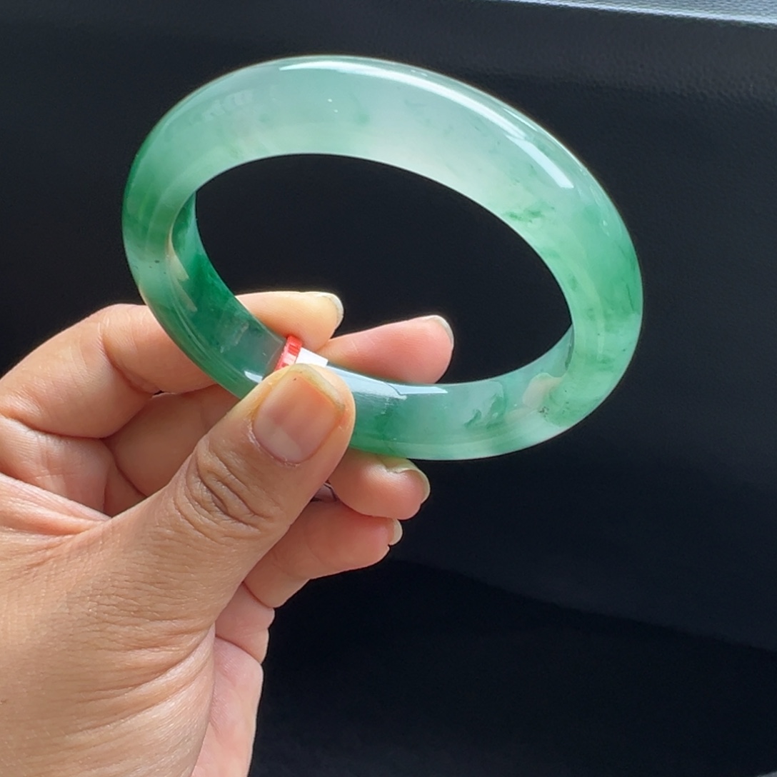 石英质玉未镶嵌手镯非洲翠5758