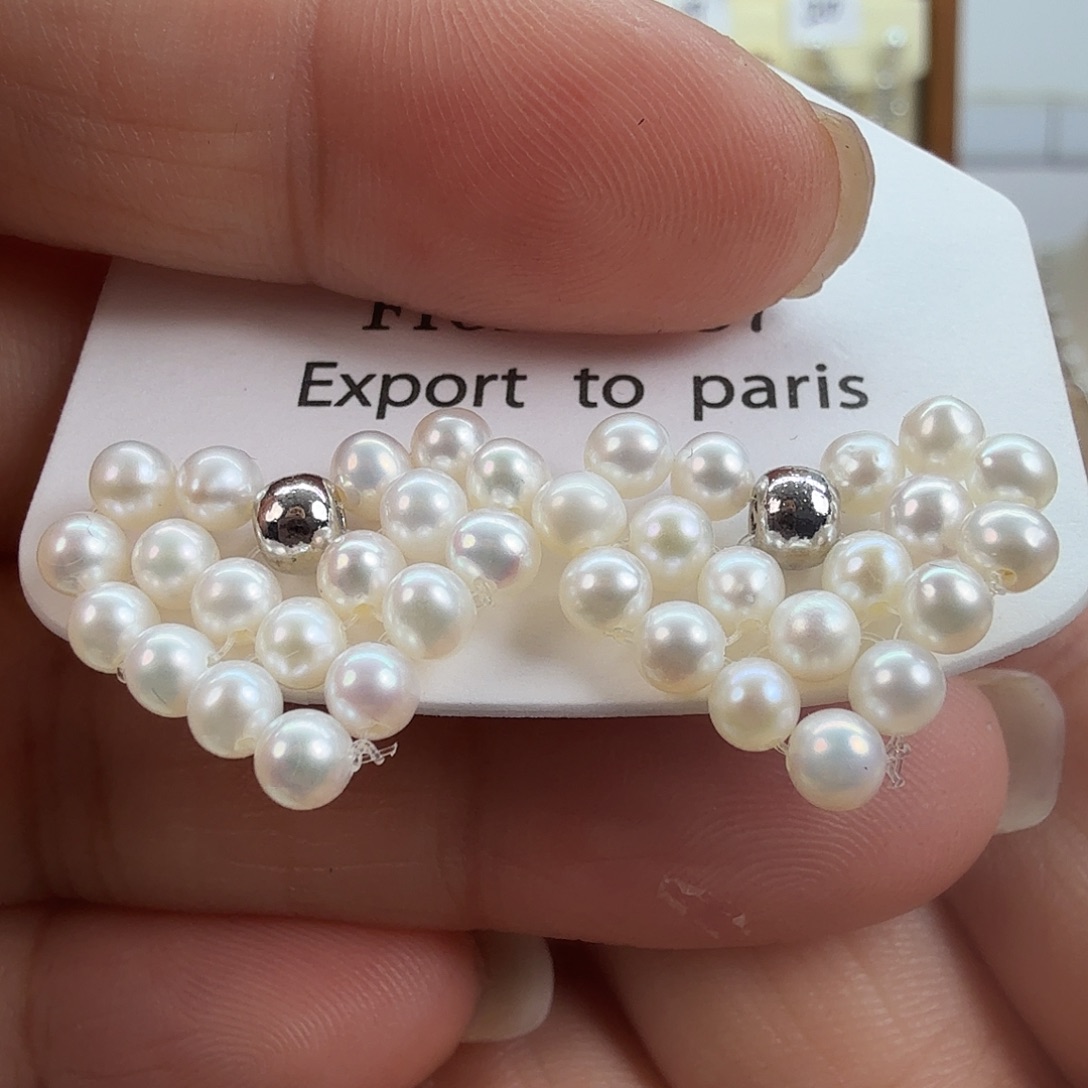 未镶嵌淡水珍珠耳饰