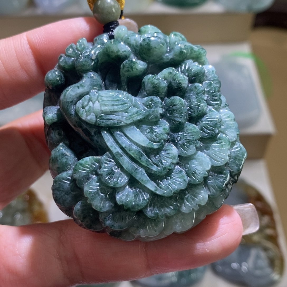 【闪购商品】翡翠颈饰未镶嵌凤凰