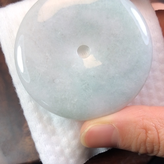 翡翠未镶嵌颈饰缅甸A货，每天下午1点半开播