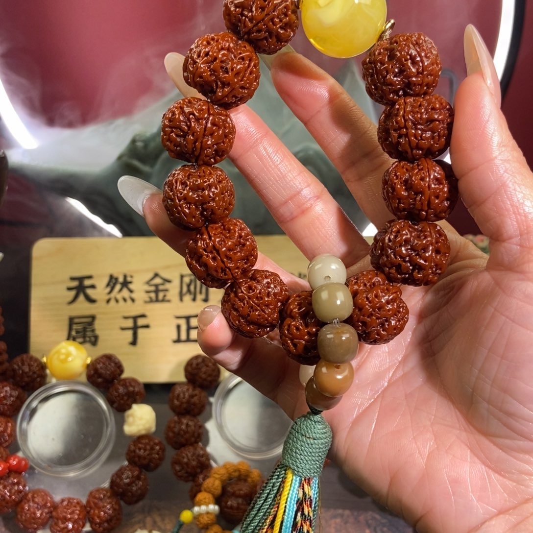 金刚菩提吊坠521。              