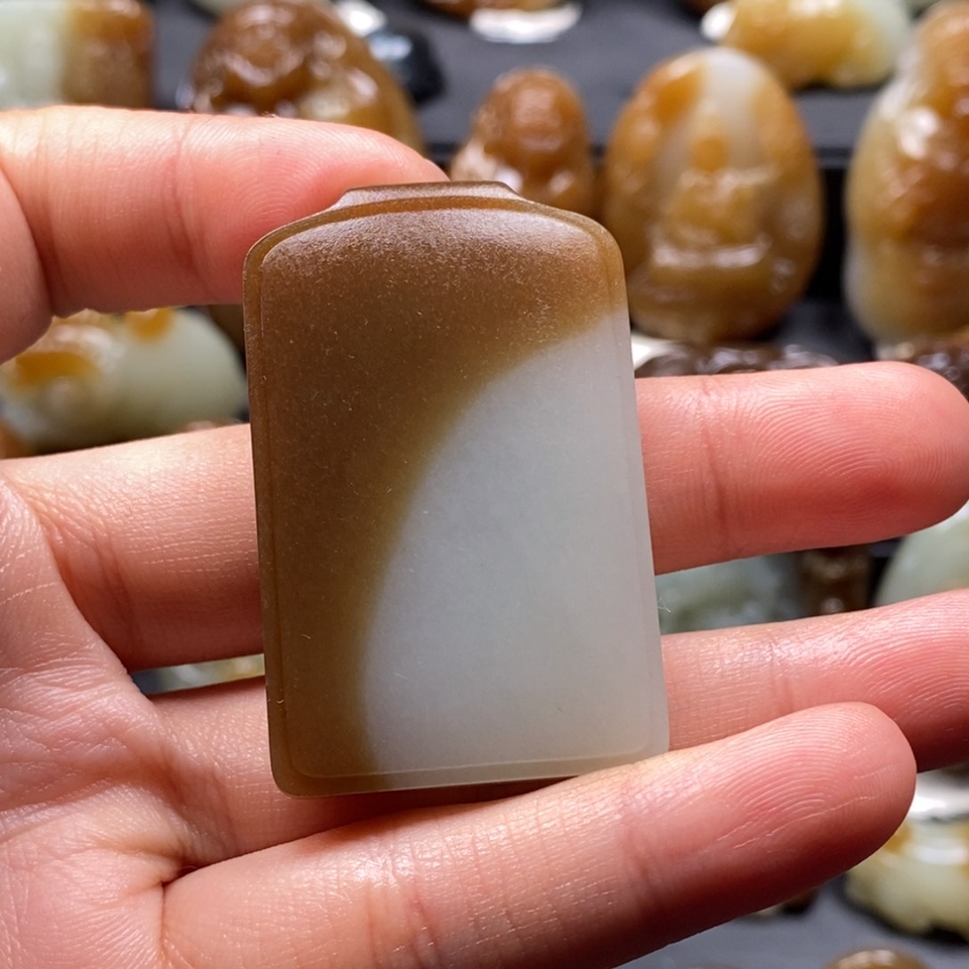 和田玉吊坠(不含链)未镶嵌