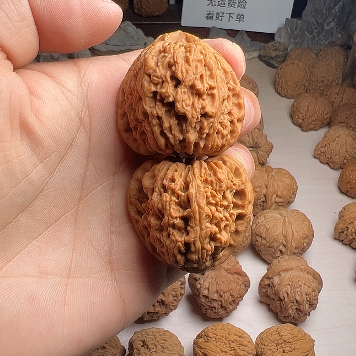 全品三角形南疆石