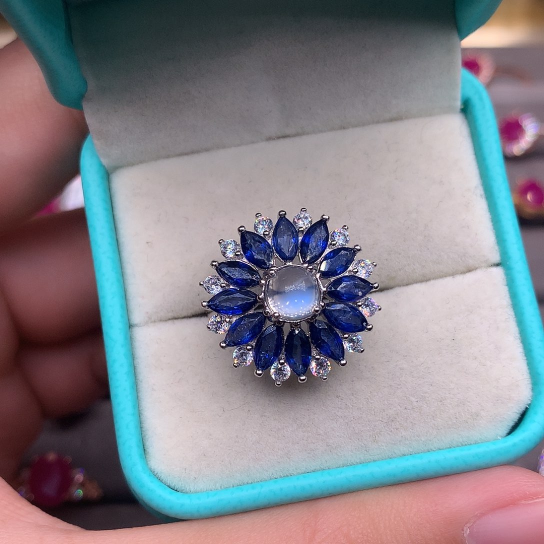 蓝宝石戒指银S925镶嵌