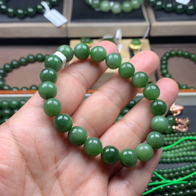 【闪购商品】和田玉（碧玉）手串未镶嵌10m m漏款