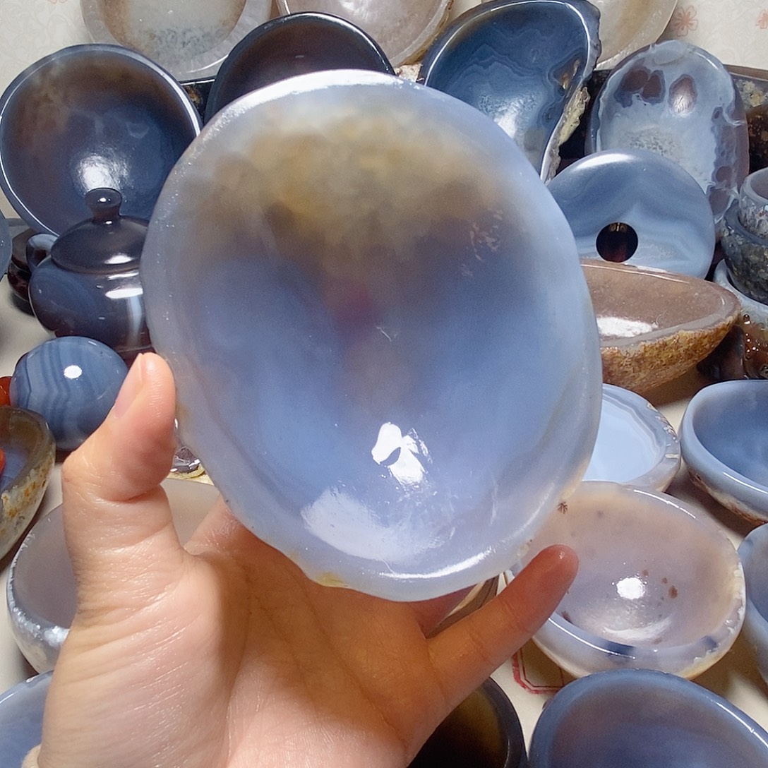 亳***业玛瑙/玉髓未镶嵌，