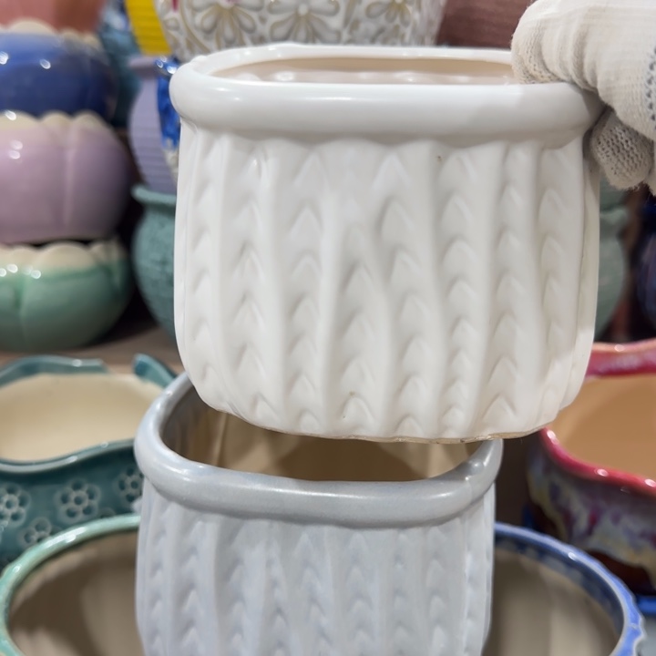 凑9快包邮，有孔，陶瓷花盆