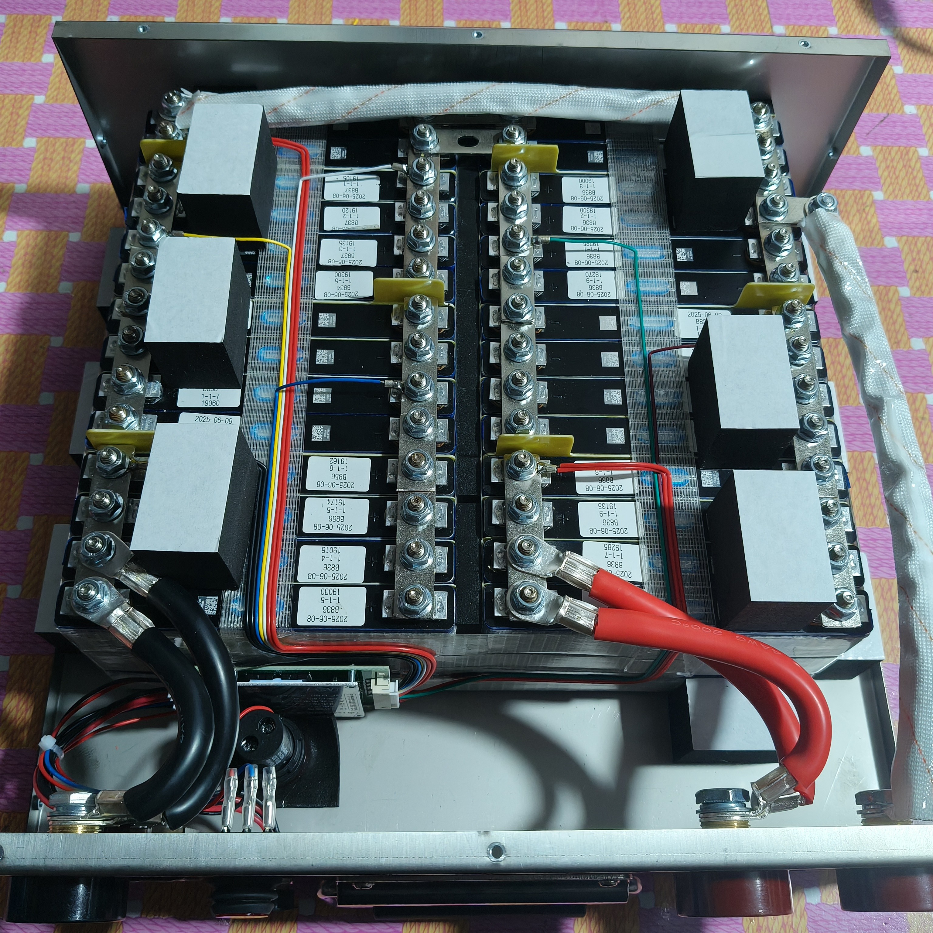 四十斤巨无霸救援款强启 秒启动市面上所有车辆