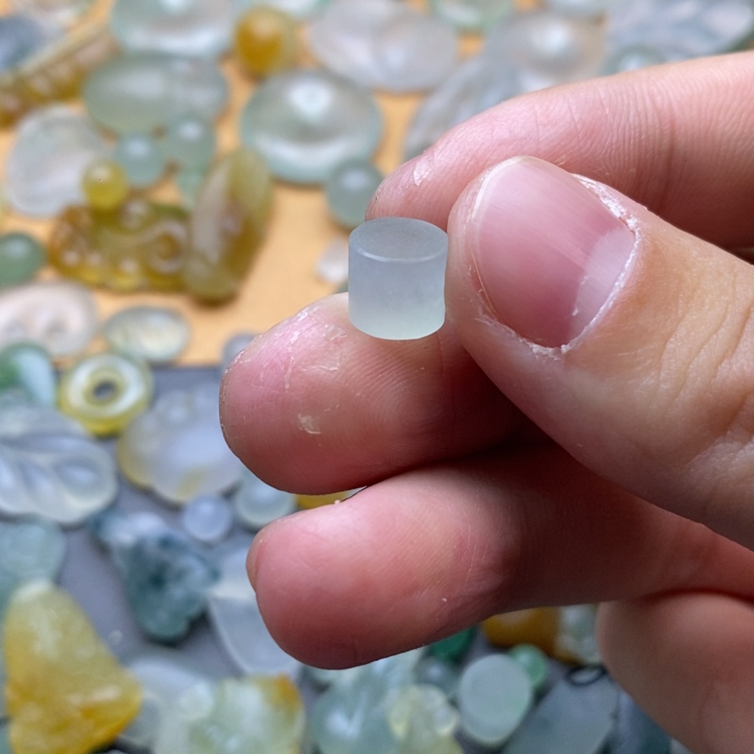 定制翡翠未镶嵌珠子