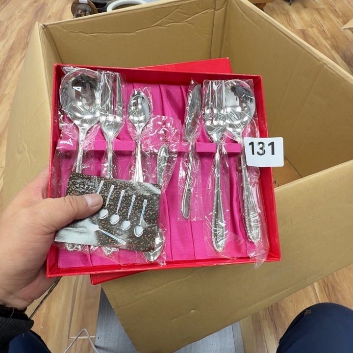 瓷片工艺品摆件瓷器摆件正能量