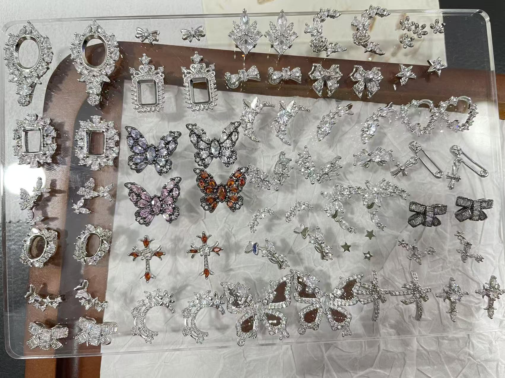 TL 101-150铜镶锆高品保色美甲饰品流行精致可爱超闪蝴蝶结锆石