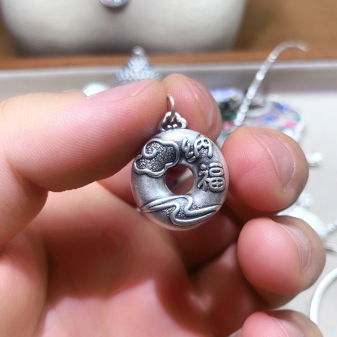 坠链均925银锆石平安扣