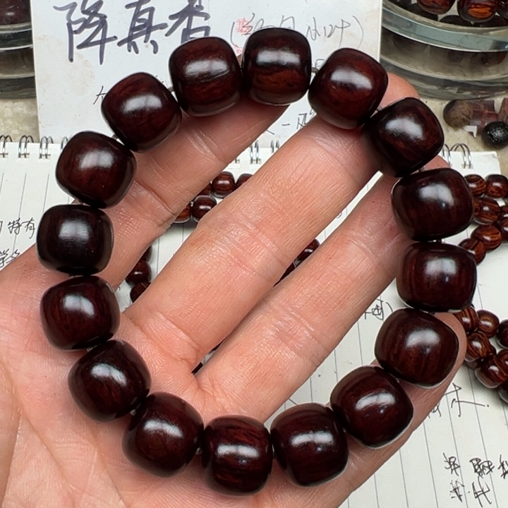 降真香手串/手链海南红降1314老型树头黑珍珠