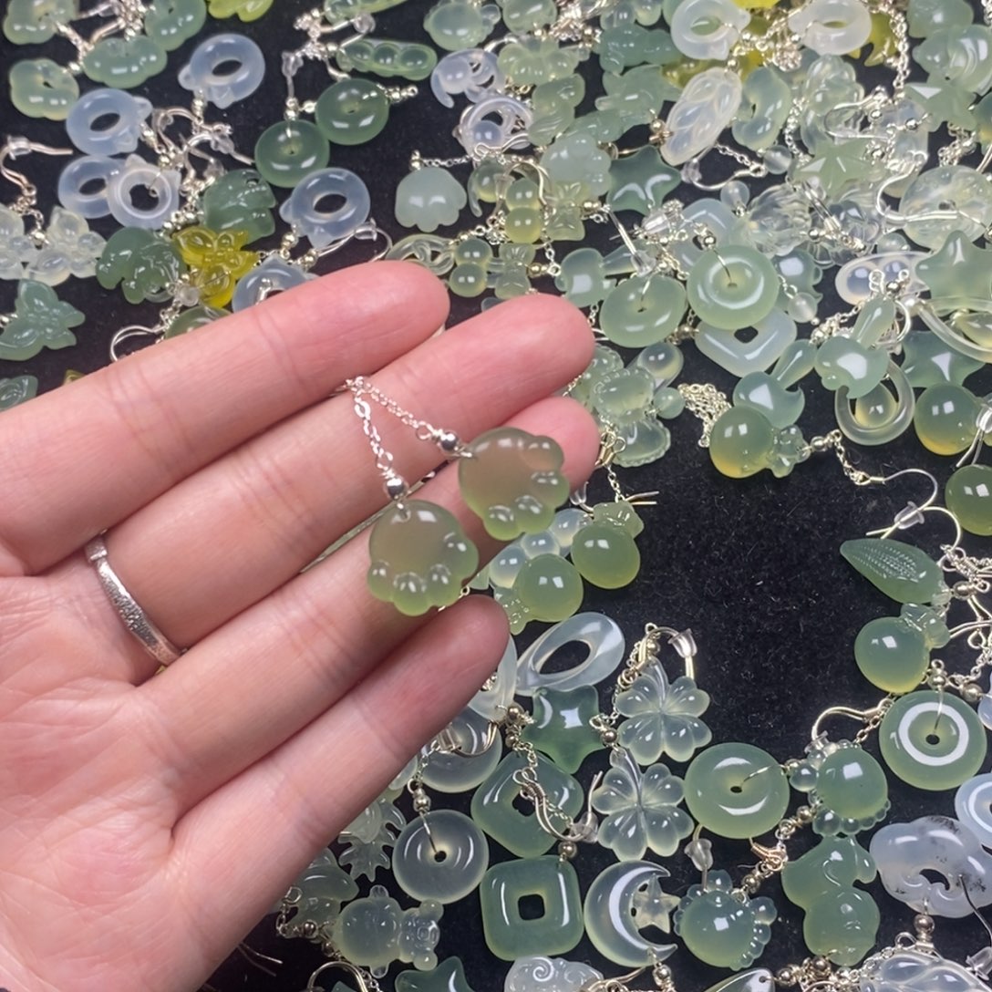 蛇纹石玉未镶嵌挂件耳饰耳环项链