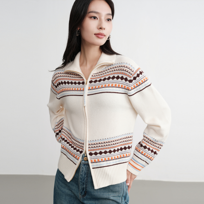 EP雅莹2025早秋新款女装 羊毛羊绒几何提花撞色拉链针织开衫9152A