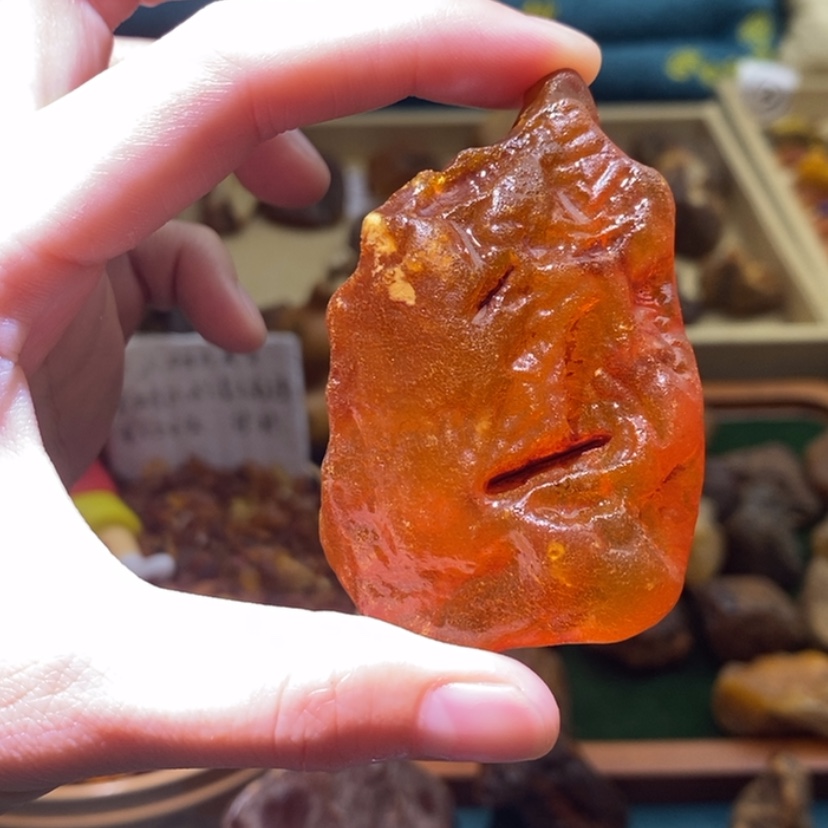 【闪购商品】未镶嵌琥珀珠宝奇石