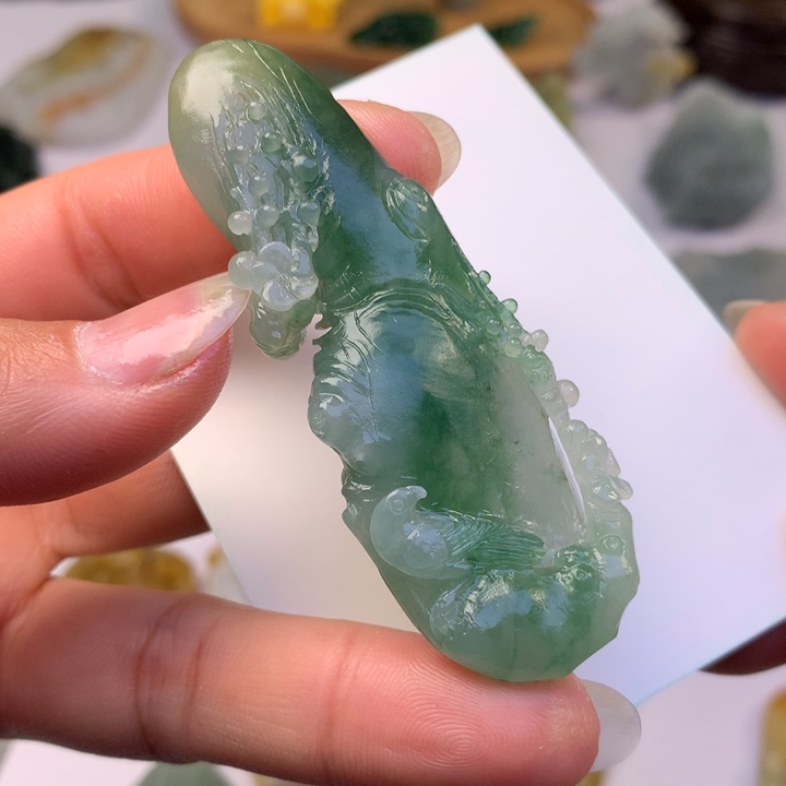 定制翡翠未镶嵌翡翠