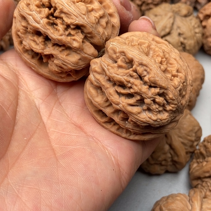 文玩核桃把件随*粗筋