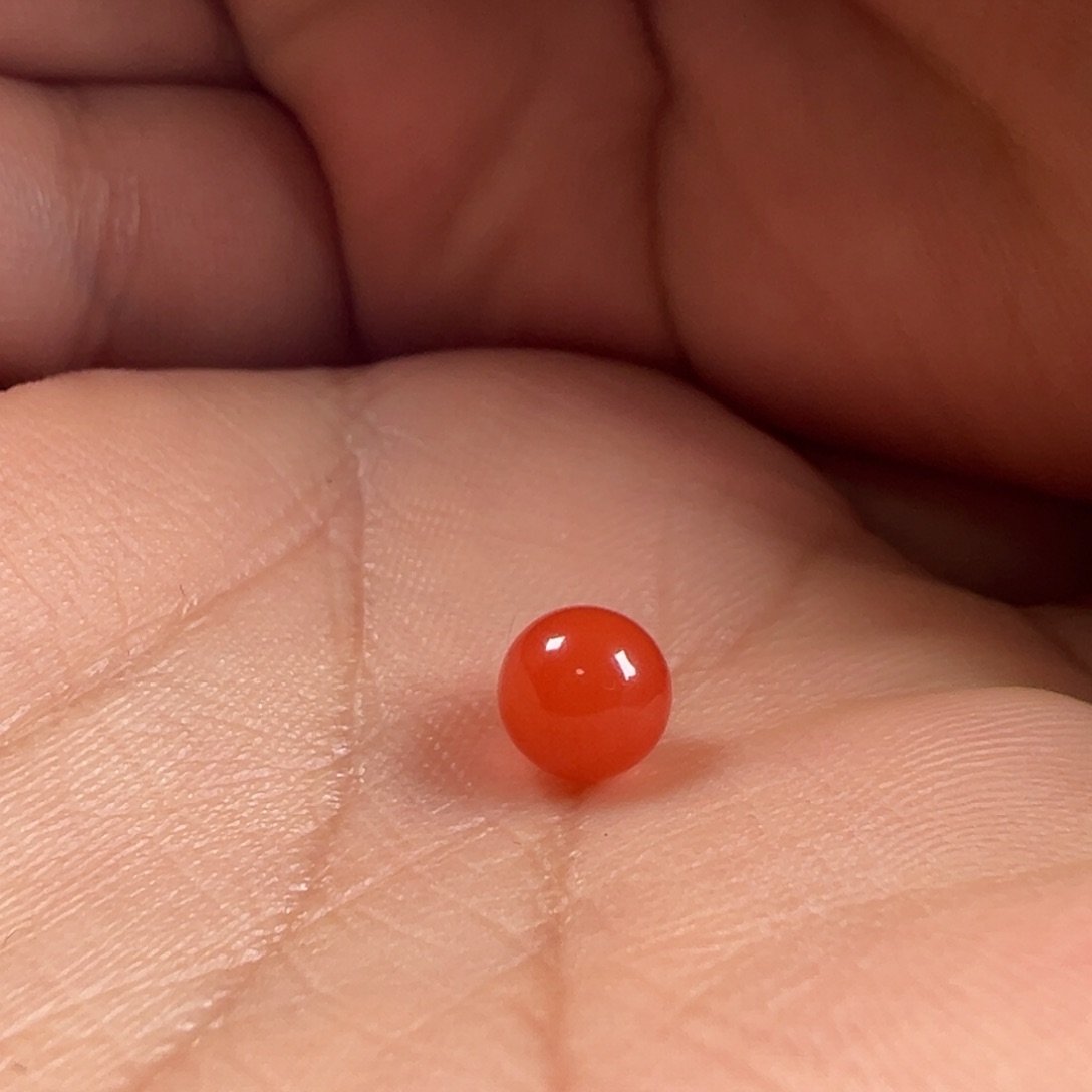 南红玛瑙圆珠6.4未镶嵌