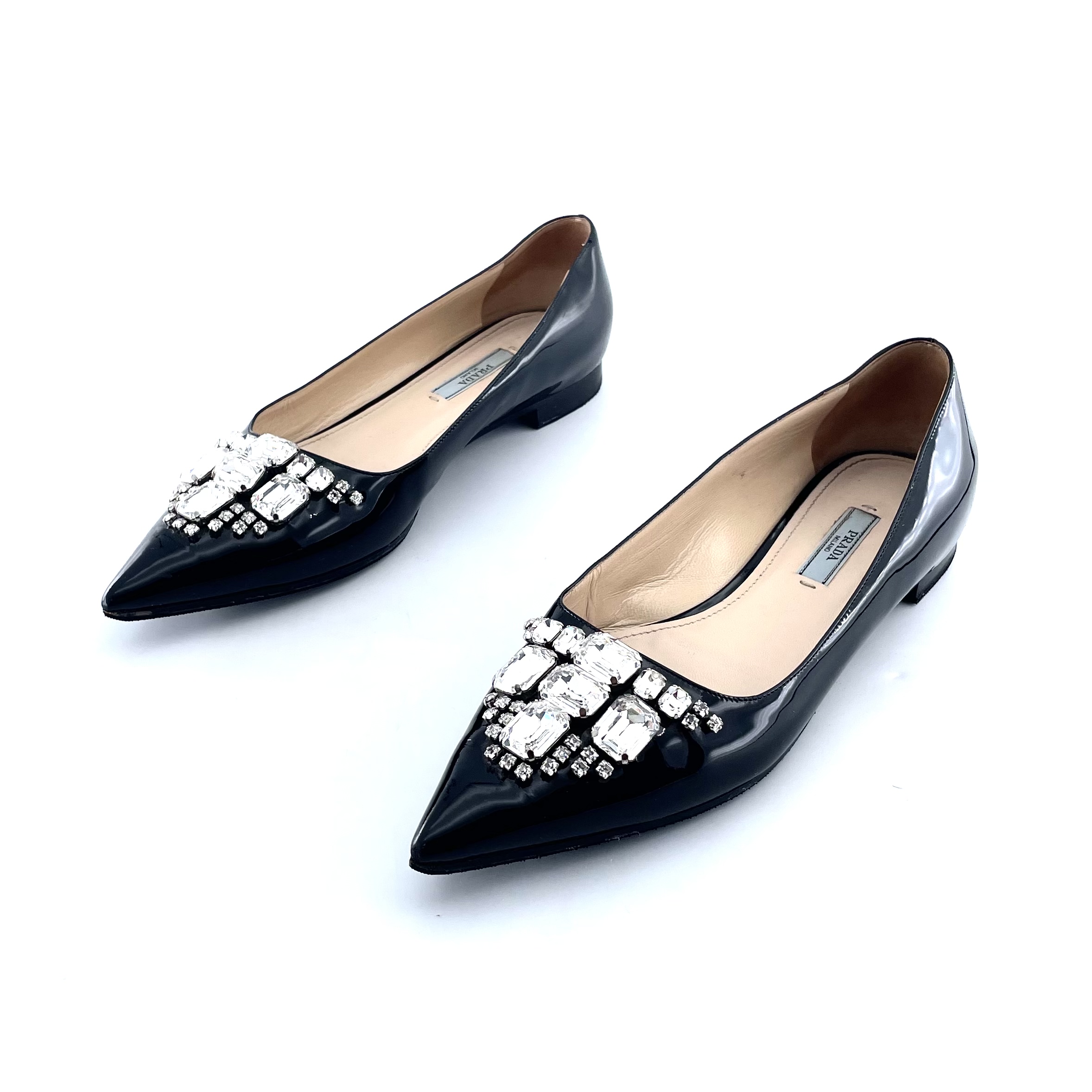 95新 Prada/普拉达 普拉达/Prada 38码  黑色漆皮休闲单鞋 D4154