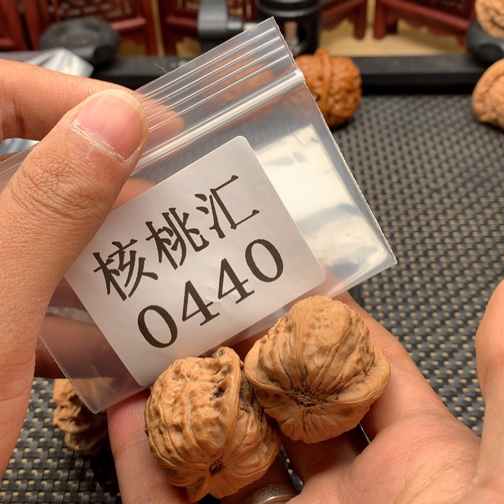 文玩核桃吊坠余****饰野生