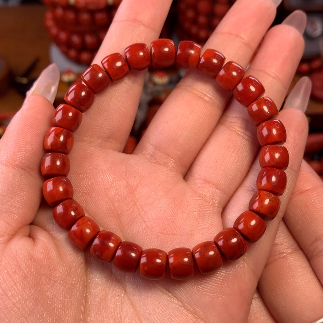 南红玛瑙配饰未镶嵌