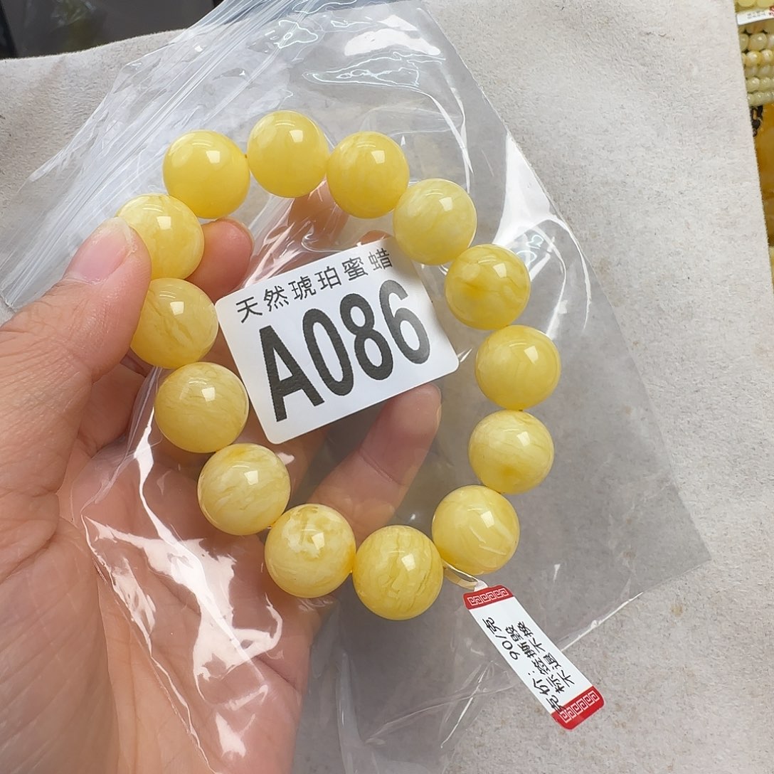 蜜蜡未镶嵌珠宝奇石16