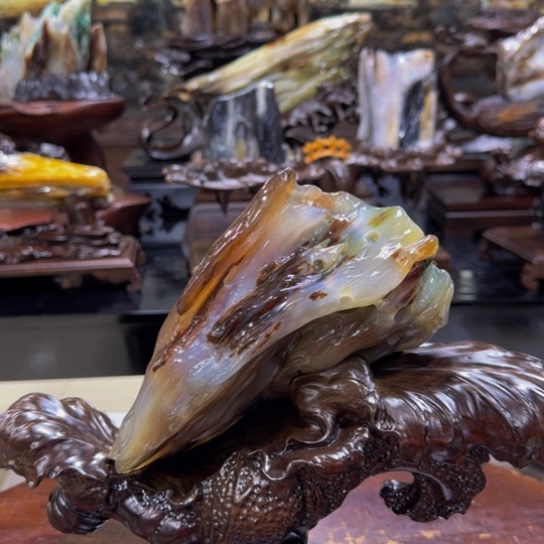 硅化玉摆件未镶嵌