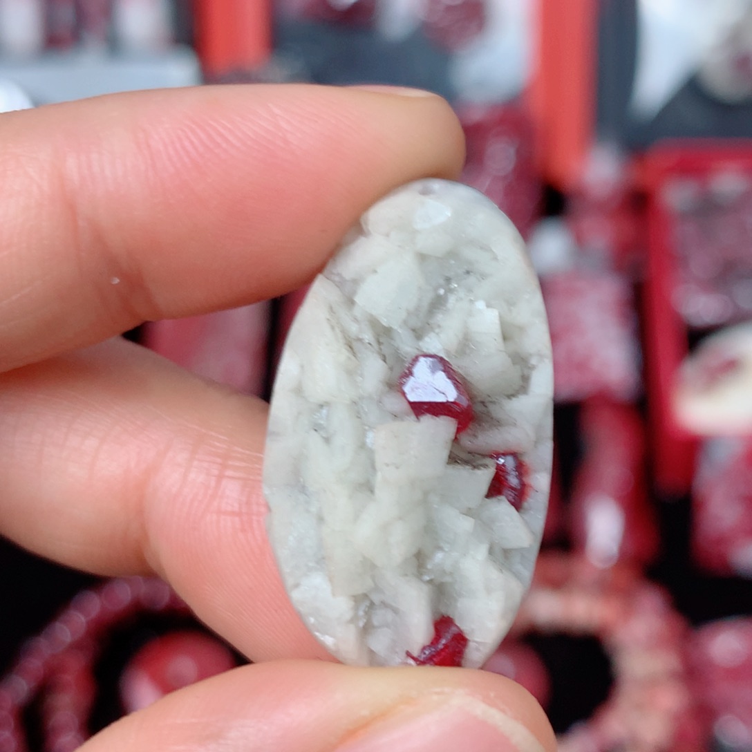 天然辰砂天然聚宝盆