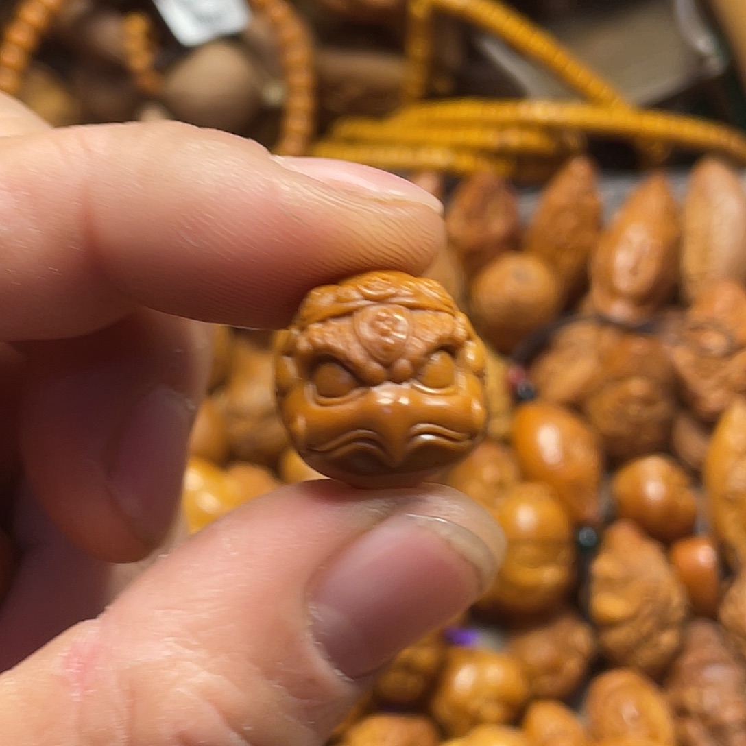 暴***爱手串/手链橄榄核大鹏鸟336