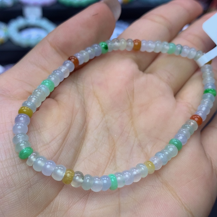 翡翠手链未镶嵌翡翠