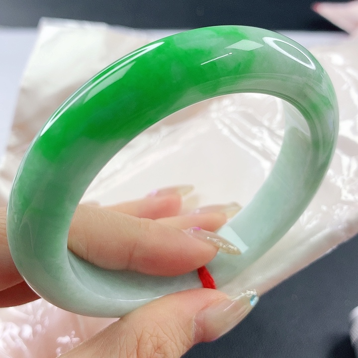 未镶嵌手镯翡翠，332