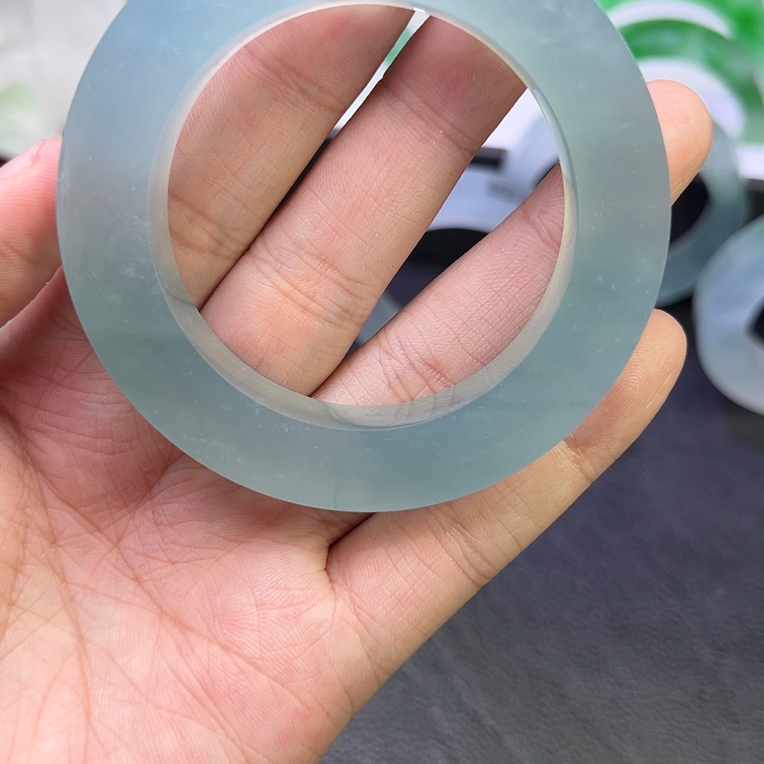 定制翡翠未镶嵌圆条参考价中大六