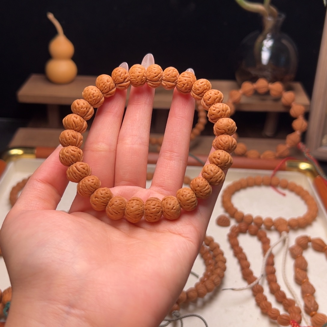 果***成木质类陕西龙纹桃核1.3