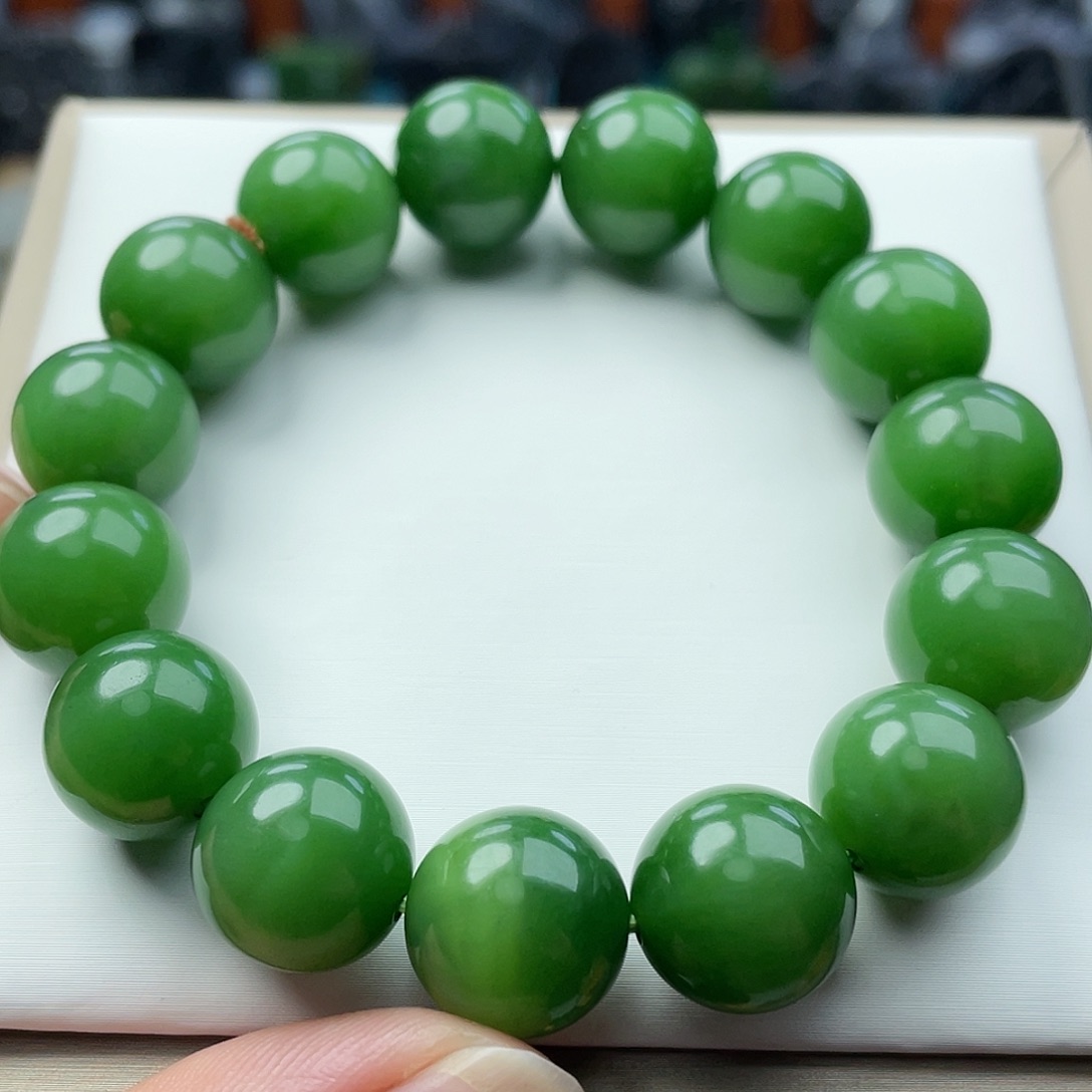 和田玉未镶嵌手串