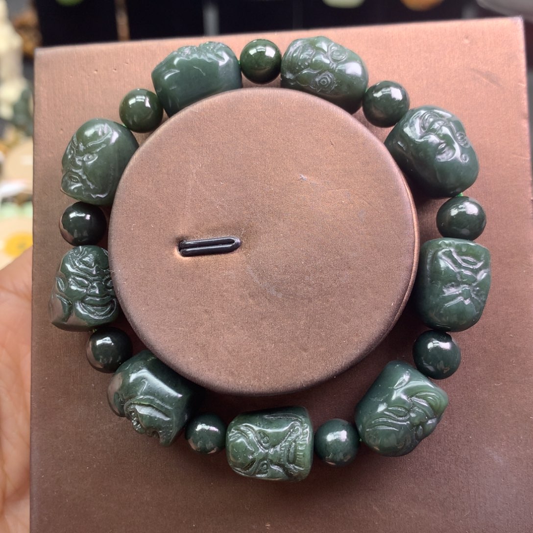 和田玉未镶嵌手链